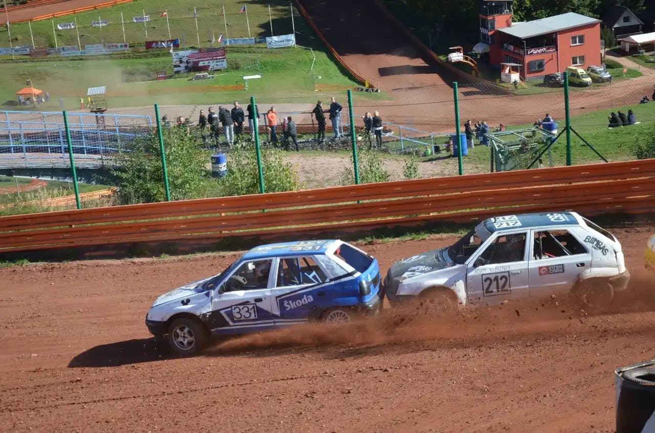 Support of the racing team during the Czech Autocross Championship
